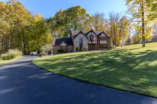 109 Old Hickory Ln, Pine Township, PA 16127 - Photo 1