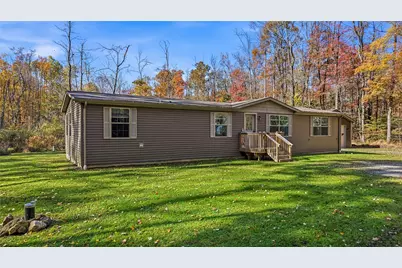 21 Clark Street, Jackson Center Boro, PA 16133 - Photo 2