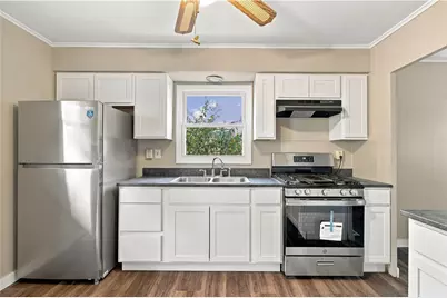 265 Berry St, Baden, PA 15005 - Photo 12