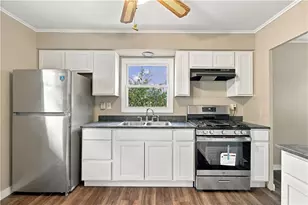 265 Berry St, Baden, PA 15005 - Photo 12