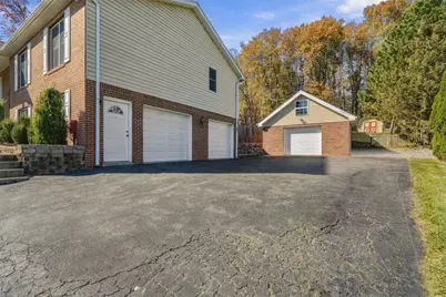 480 Hemlock Rd, Level Green, PA 15085 - Photo 38