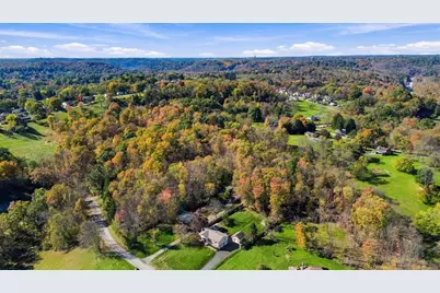 480 Hemlock Rd, Level Green, PA 15085 - Photo 4