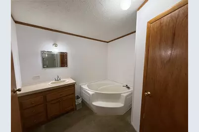 112 Horrell Lane, Derry Township, PA 15717 - Photo 12