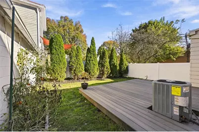 304 S High St, Zelienople, PA 16063 - Photo 24