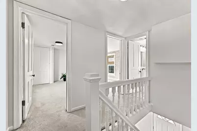 304 S High St, Zelienople, PA 16063 - Photo 32