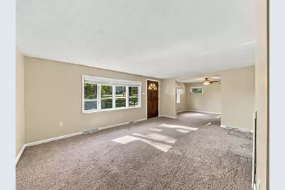 324 Gringo Independence Rd, Hopewell Township, PA 15001 - Photo 6