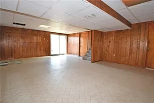 350 Jenny Lynn Dr, Moon/Crescent Twp, PA 15108 - Photo 22