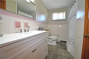 350 Jenny Lynn Dr, Moon/Crescent Twp, PA 15108 - Photo 20