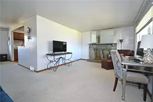 350 Jenny Lynn Dr, Moon/Crescent Twp, PA 15108 - Photo 4