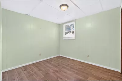 2025 7th Ave, Beaver Falls, PA 15010 - Photo 24