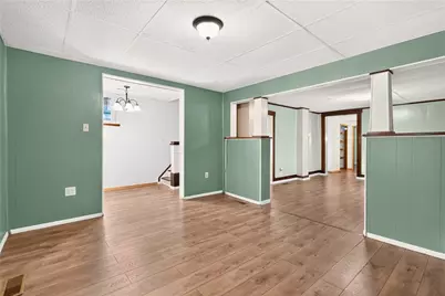 2025 7th Ave, Beaver Falls, PA 15010 - Photo 8
