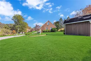 1774 Woodside Dr, Economy, PA 15003 - Photo 30