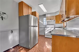 1774 Woodside Dr, Economy, PA 15003 - Photo 10