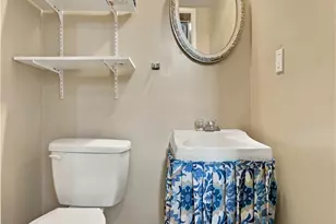 207 Manor Ct, Bethel Park, PA 15241 - Photo 24