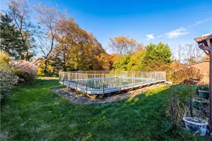 207 Manor Ct, Bethel Park, PA 15241 - Photo 38