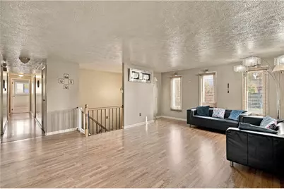 207 Manor Court, Bethel Park, PA 15241 - Photo 8