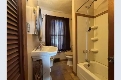 506 Hancock Ave, Vandergrift, PA 15690 - Photo 20