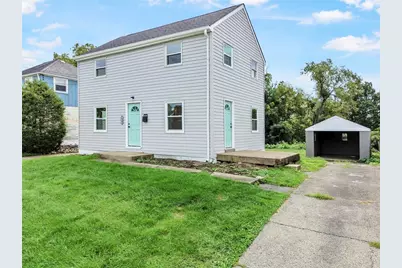 616 Grandview Ave, Clairton, PA 15025 - Photo 2