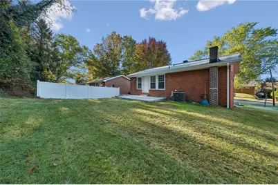 444 Valley View Dr, Monroeville, PA 15146 - Photo 26