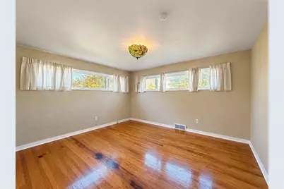 1143 Greentree Rd, Green Tree, PA 15220 - Photo 12