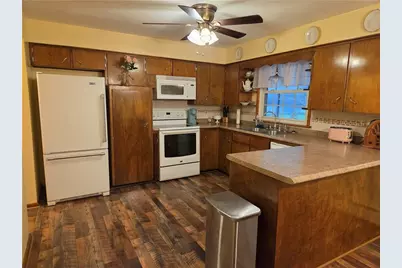 7015 Lamor Road #3024, Jefferson Township, PA 16150 - Photo 6