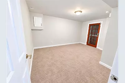 6831 Wilson St, West Mifflin, PA 15122 - Photo 6