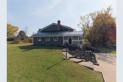 3906 Hardt Dr, Richland, PA 15044 - Photo 2
