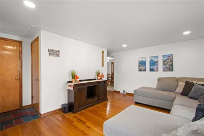 121 Paul St, Canton Township, PA 15301 - Photo 2