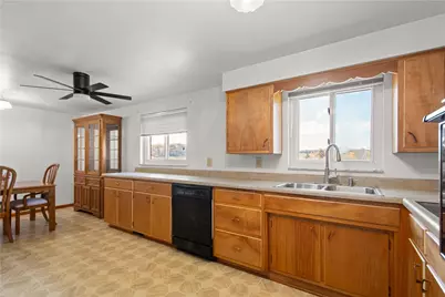 121 Paul St, Canton Township, PA 15301 - Photo 8