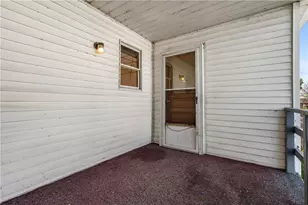 302 Lowell St, Vandergrift, PA 15690 - Photo 14