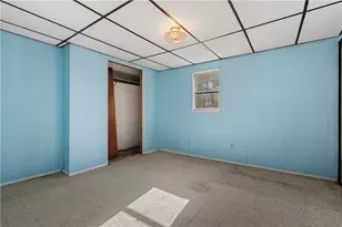302 Lowell St, Vandergrift, PA 15690 - Photo 18