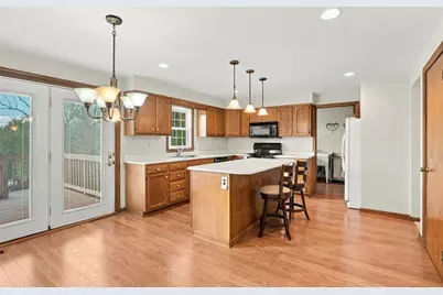 869 Hillcrest Cir, Marshall, PA 15090 - Photo 10