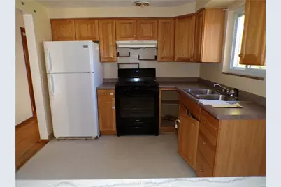 125 Thorncrest, McKees Rocks, PA 15136 - Photo 4