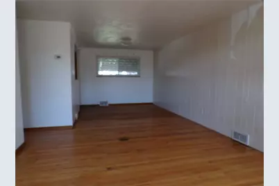 125 Thorncrest, McKees Rocks, PA 15136 - Photo 2