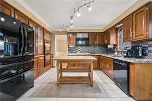 1265 Brinkerton Rd, Hempfield Township, PA 15601 - Photo 8