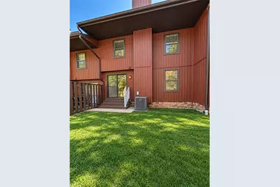 124 Old English Rd, Ross Twp, PA 15237 - Photo 24