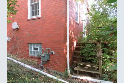 8 Terrace Rd, Rosslyn Farms, PA 15106 - Photo 6