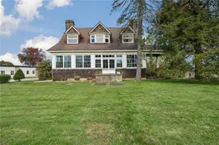 1101 Pennsylvania Ave, Irwin, PA 15642 - Photo 1