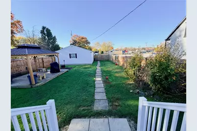 102 Cherry Alley, Carmichaels-Cumberland, PA 15320 - Photo 30