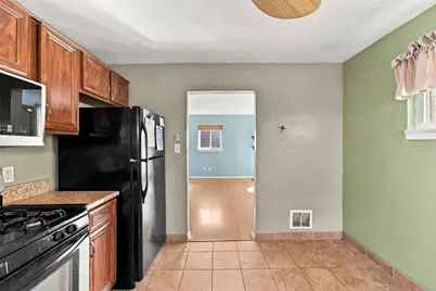 424 Elwood Dr, Wilkins Township, PA 15235 - Photo 12