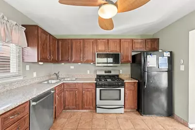 424 Elwood Dr, Wilkins Township, PA 15235 - Photo 10