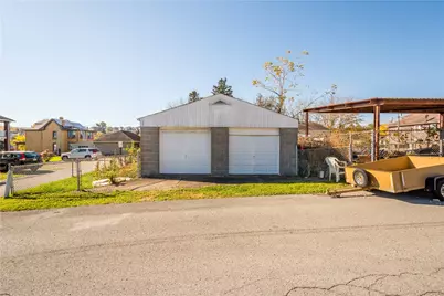 710 1st St, Canonsburg, PA 15317 - Photo 40