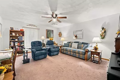 114 Wood St, Dunbar Township, PA 15425 - Photo 34