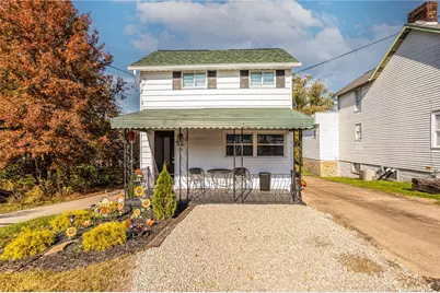 26 Sycamore St, South Union Township, PA 15401 - Photo 2