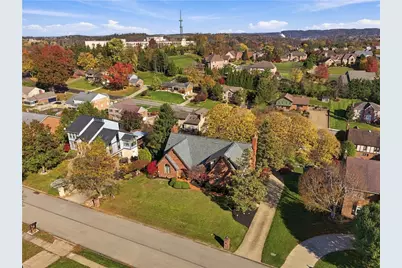 115 Stettler Dr, Jefferson Hills, PA 15025 - Photo 2
