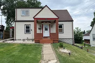 1040 Park Ave, East McKeesport, PA 15035 - Photo 1