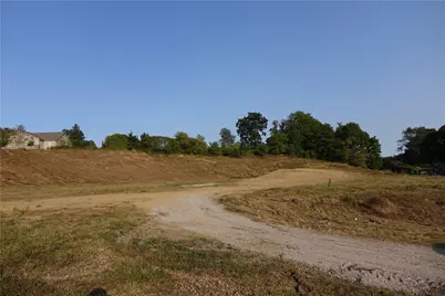 1647 / 1649 N. Main St. Ext, Center Township, PA 16001 - Photo 1