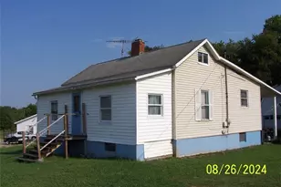 1860 S Eighty Eight Rd, Greensboro, PA 15338 - Photo 1