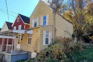 329 3rd St, Donora, PA 15033 - Photo 1