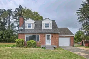 115 Mountain View Dr, Wheatfield Township (East/West), PA 15920 - Photo 1